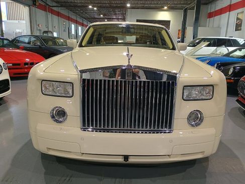 Used 2006 Rolls-Royce Phantom Sedan RWD image 9