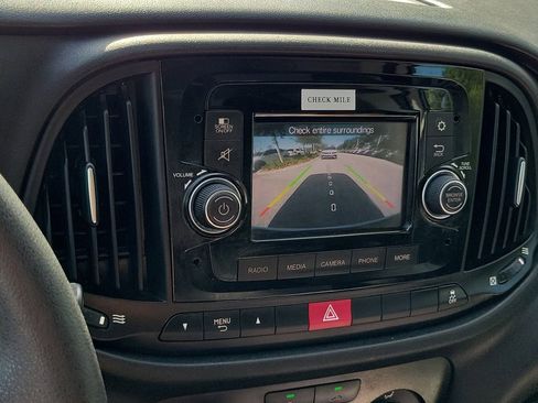 Used 2022 RAM ProMaster City Tradesman FWD image 21