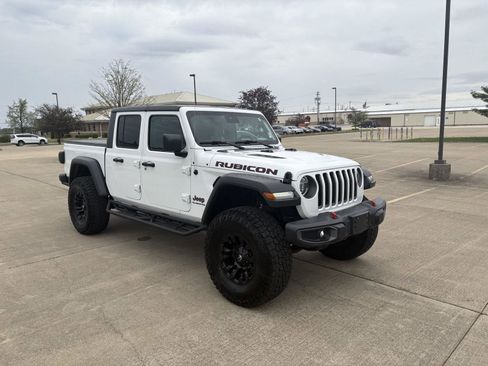 Used 2020 Jeep Gladiator Rubicon image 2