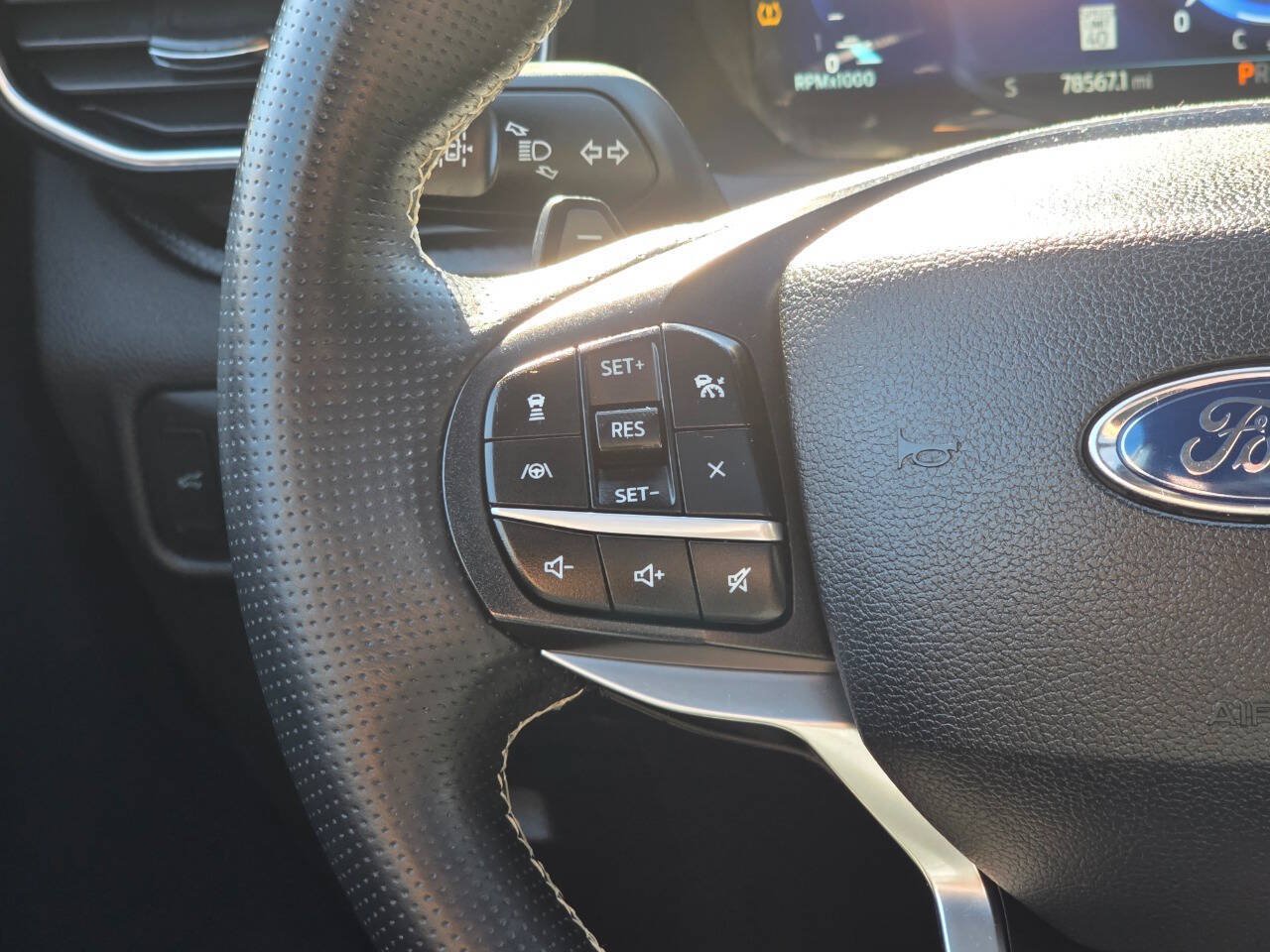 Used 2020 Ford Explorer ST w/ ST Street Pack AWD/4WD image 13