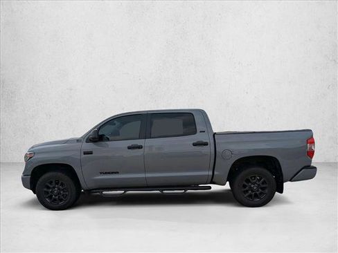 Used 2021 Toyota Tundra SR5 w/ Trail Edition image 9