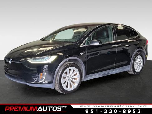 Used 2020 Tesla Model X Long Range AWD/4WD image 1