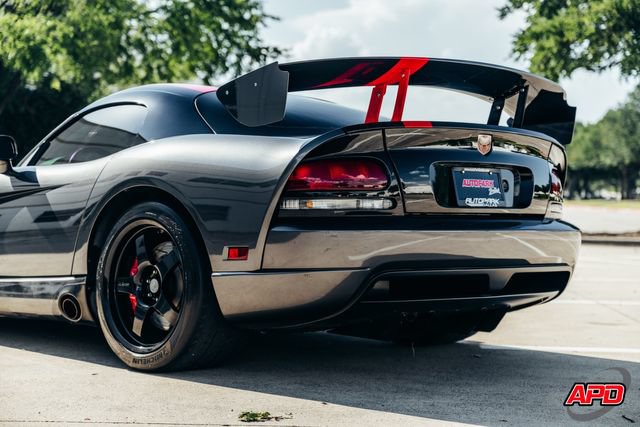 Used 2009 Dodge Viper ACR RWD image 38