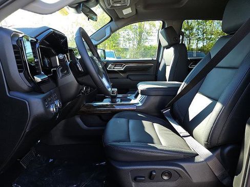 New 2026 GMC Sierra 1500 Elevation w/ Elevation Premium Package AWD/4WD image 11