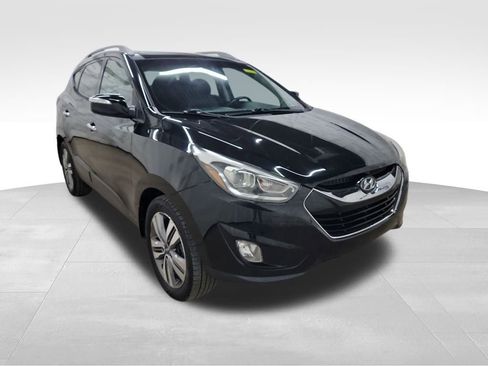 Used 2015 Hyundai Tucson Limited w/ Option Group 03 image 2