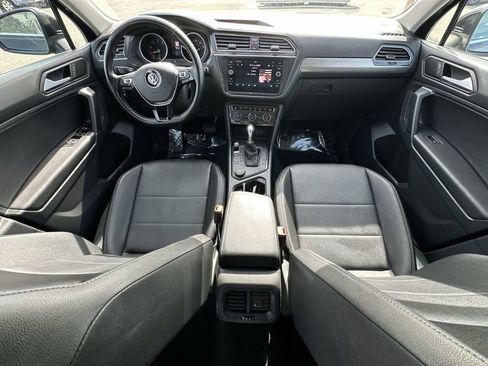 Used 2019 Volkswagen Tiguan SE image 29