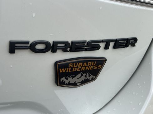 Used 2024 Subaru Forester Wilderness w/ Convenience Package AWD/4WD image 6