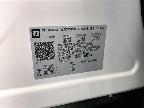 Used 2024 Chevrolet Equinox LT AWD/4WD image 35