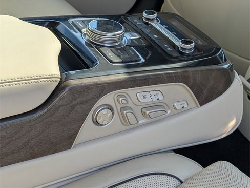 Used 2019 Genesis G90 5.0 Ultimate image 20