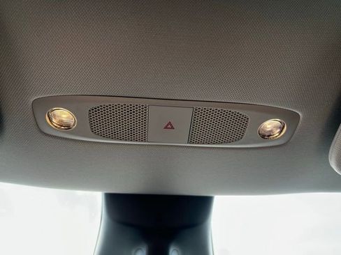 Used 2022 Tesla Model Y Performance image 22