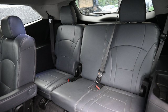 Used 2020 Buick Enclave Essence AWD/4WD image 31