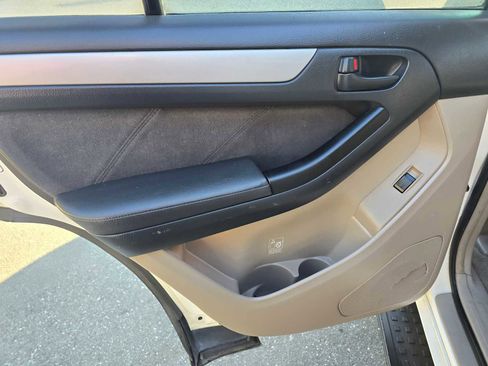 Used 2005 Toyota 4Runner SR5 image 19