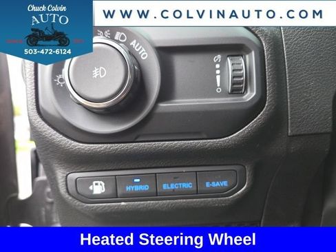 Used 2023 Jeep Wrangler Unlimited w/ Cold Weather Group AWD/4WD image 31