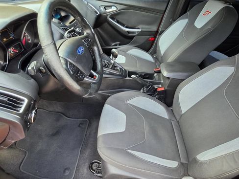 Used 2016 Ford Focus ST FWD image 6