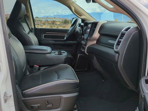 Used 2022 RAM 2500 Laramie w/ Cold Weather Group image 30