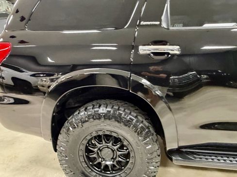 Used 2013 Toyota Sequoia Limited AWD/4WD image 13
