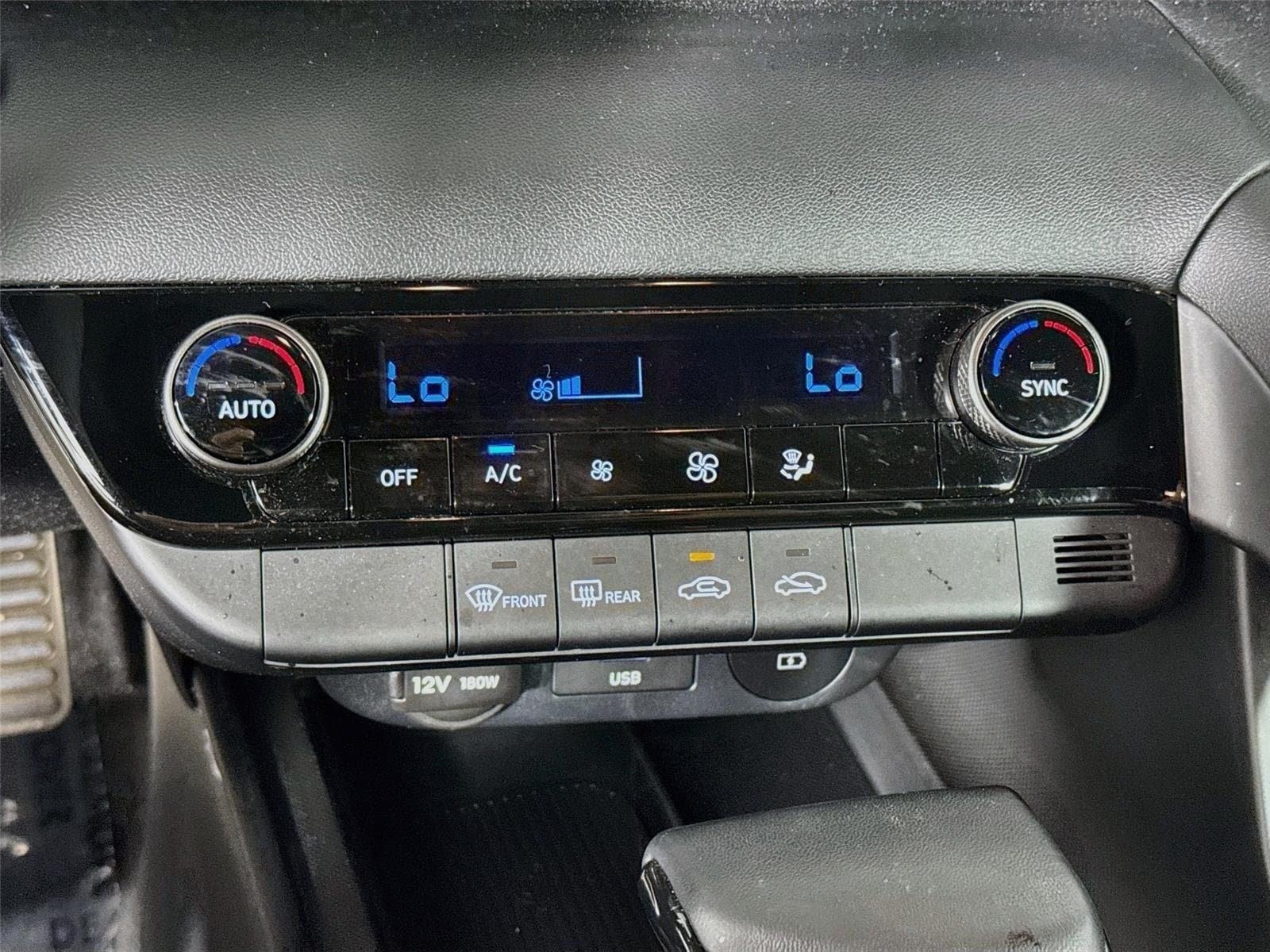 Certified 2025 Hyundai Elantra Sport FWD image 16