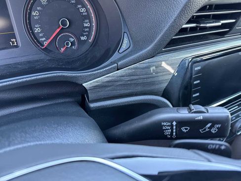 Used 2022 Volkswagen Passat 2.0T R-Line image 24