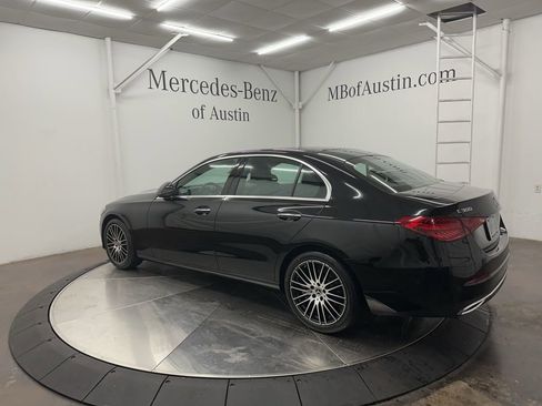 Used 2025 Mercedes-Benz C 300 Sedan image 5
