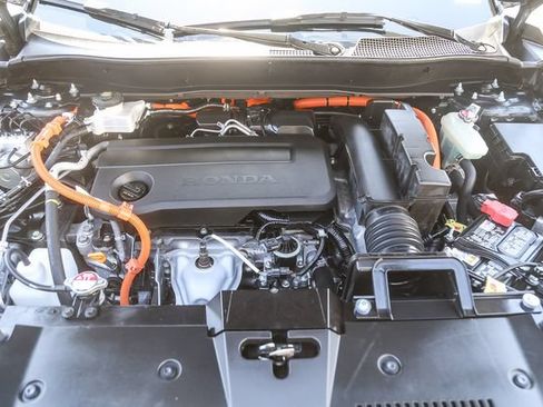 Used 2025 Honda CR-V Sport-L image 29