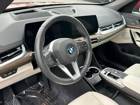 Used 2026 BMW X1 xDrive28i w/ Technology Package AWD/4WD image 13