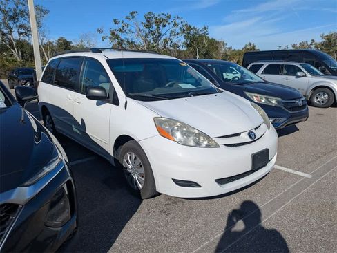 Used 2007 Toyota Sienna LE image 4
