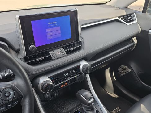 Used 2023 Toyota RAV4 XLE Premium AWD/4WD image 17