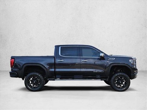 Used 2024 GMC Sierra 1500 Denali image 4