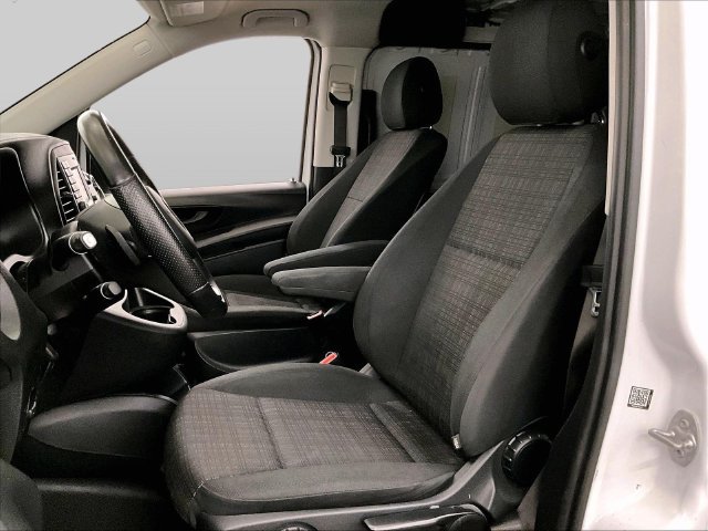 Used 2020 Mercedes-Benz Metris image 24