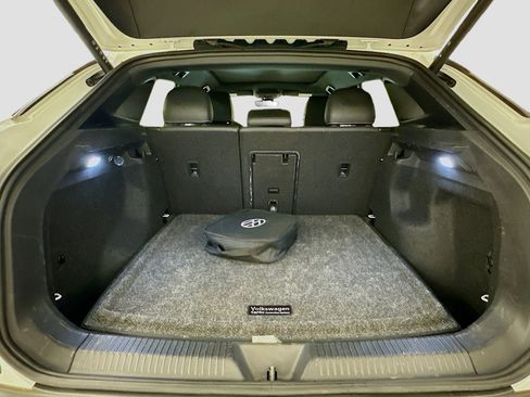 Used 2023 Volkswagen ID.4 Pro S image 31