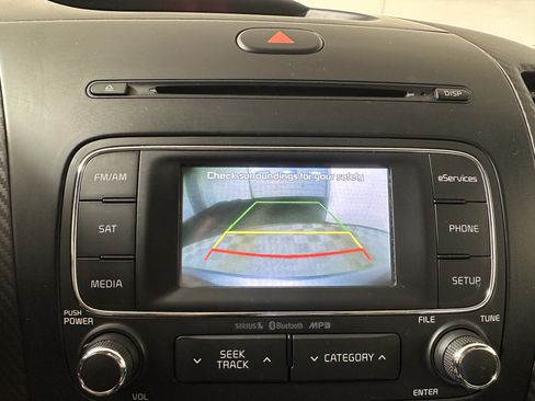Used 2014 Kia Forte EX FWD image 16