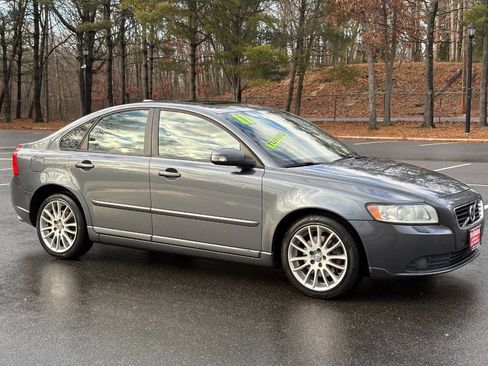 Used 2011 Volvo S40 T5 image 4