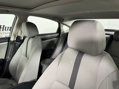 Used 2018 Honda Civic EX image 11