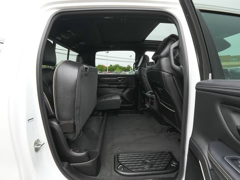 Used 2024 RAM 1500 Limited AWD/4WD image 42