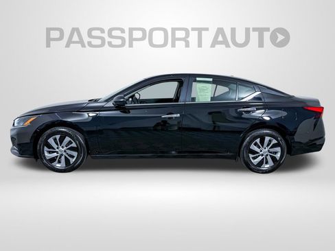 Certified 2025 Nissan Altima 2.5 S image 10