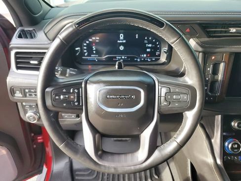 Used 2024 GMC Yukon Denali Ultimate AWD/4WD image 20