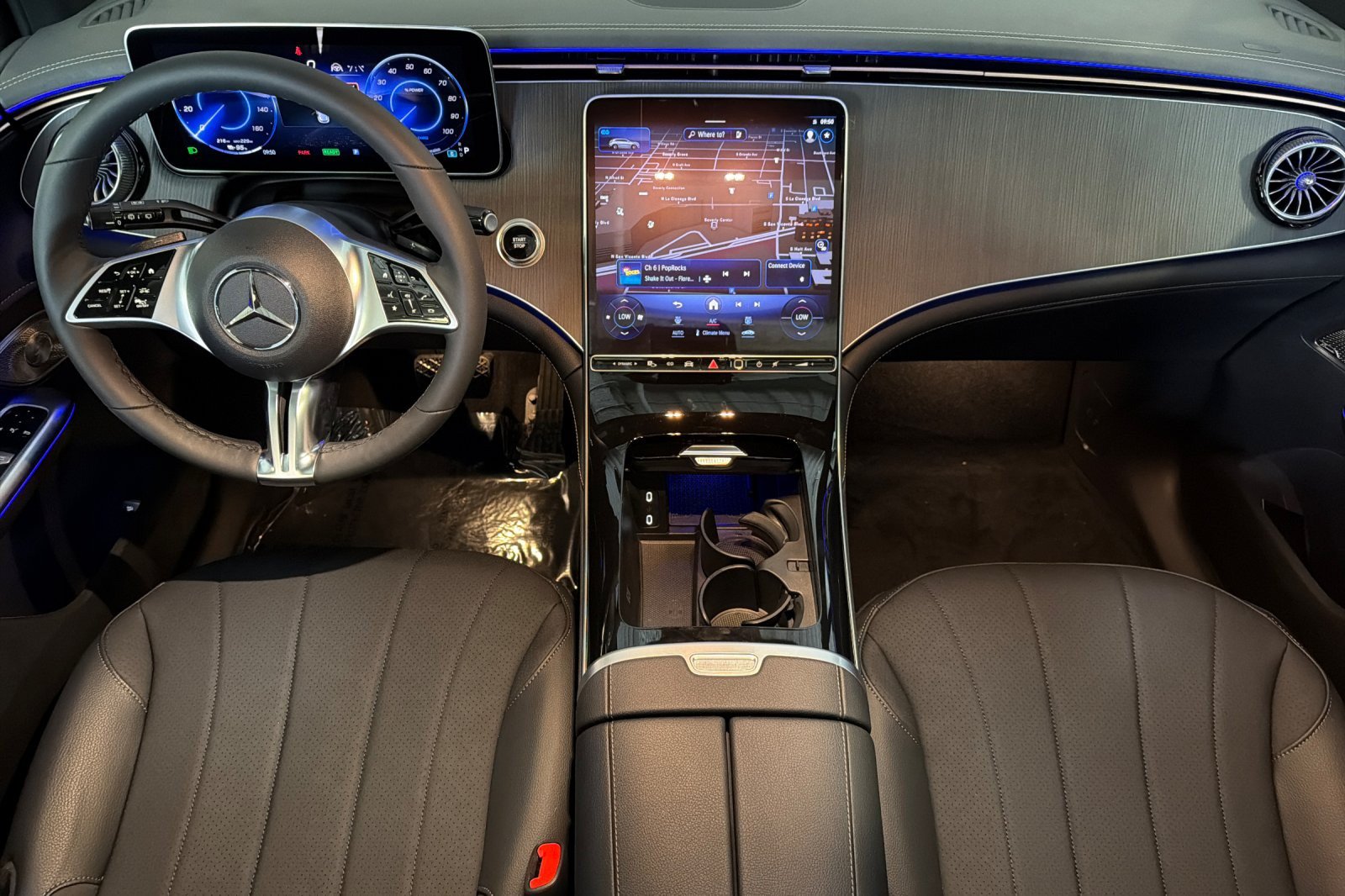 New 2027 Mercedes-Benz EQE 320+ SUV image 12