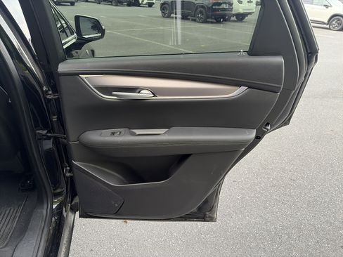 Used 2025 Cadillac XT5 Luxury AWD/4WD image 22