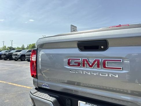 New 2026 GMC Canyon Elevation w/ Convenience Package AWD/4WD image 9