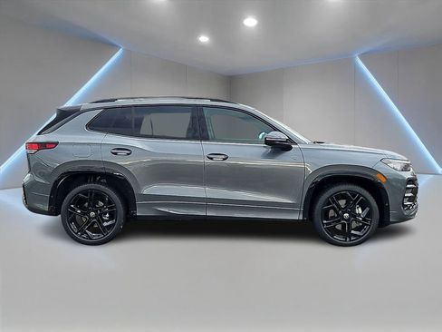 New 2026 Volkswagen Tiguan SE R-Line AWD/4WD image 4