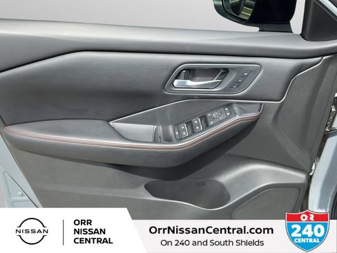 Used 2025 Nissan Rogue SV w/ Rock Creek Premium Package AWD/4WD image 16