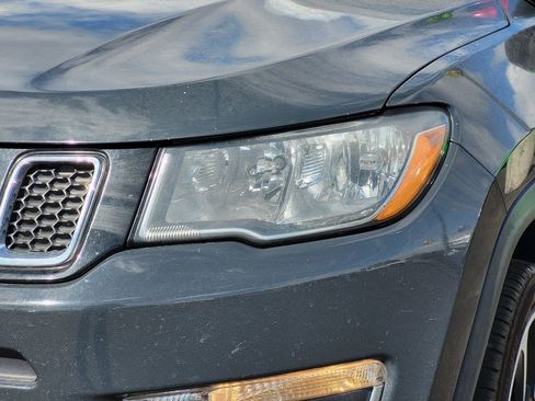 Used 2017 Jeep Compass Limited w/ Navigation Group image 12