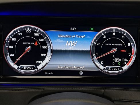 Used 2016 Mercedes-Benz S 63 AMG 4MATIC Sedan image 22