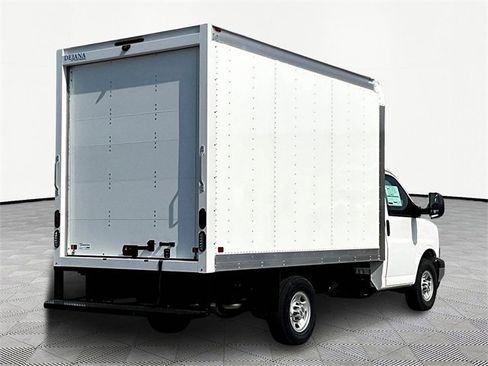 New 2025 Chevrolet Express 3500 w/ Power Convenience Package image 6