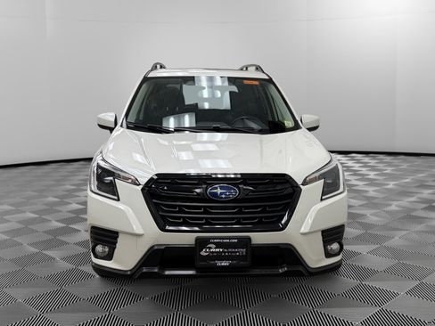 Used 2023 Subaru Forester Premium image 8