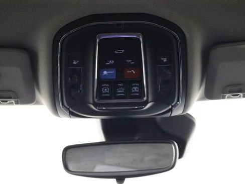 Used 2022 Jeep Grand Cherokee Limited AWD/4WD image 28