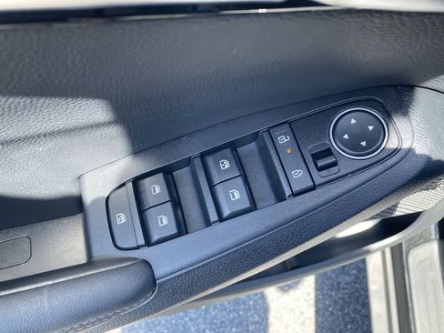 Used 2026 Kia Seltos EX FWD image 13