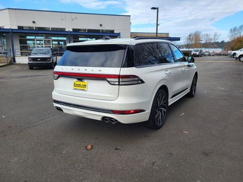 New 2026 Lincoln Aviator Black Label w/ Jet Appearance Package image 7