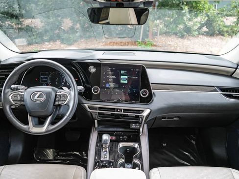 Used 2024 Lexus RX 350 FWD w/ Technology Package image 12