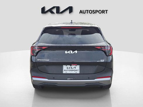 New 2026 Kia Sportage LX image 6